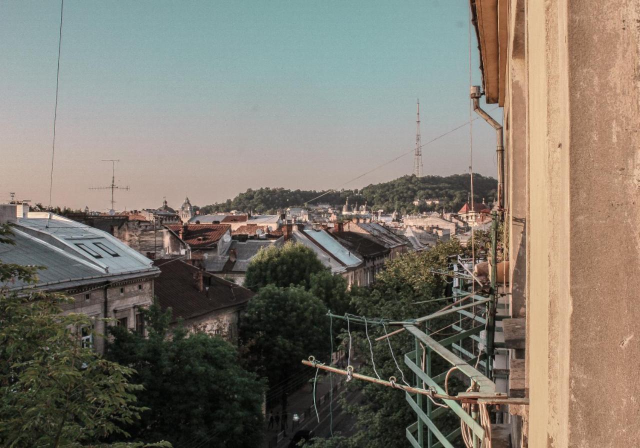 Valentine Apartment Lviv Exteriör bild