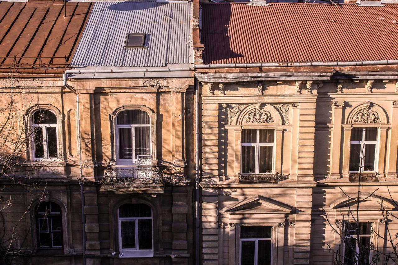 Valentine Apartment Lviv Exteriör bild